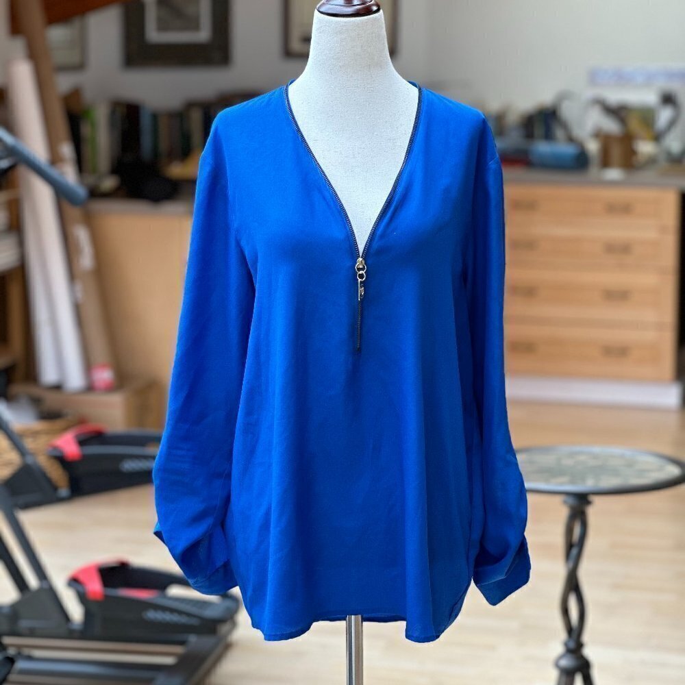 Michael Kors Large Long Sleeve Zip Top